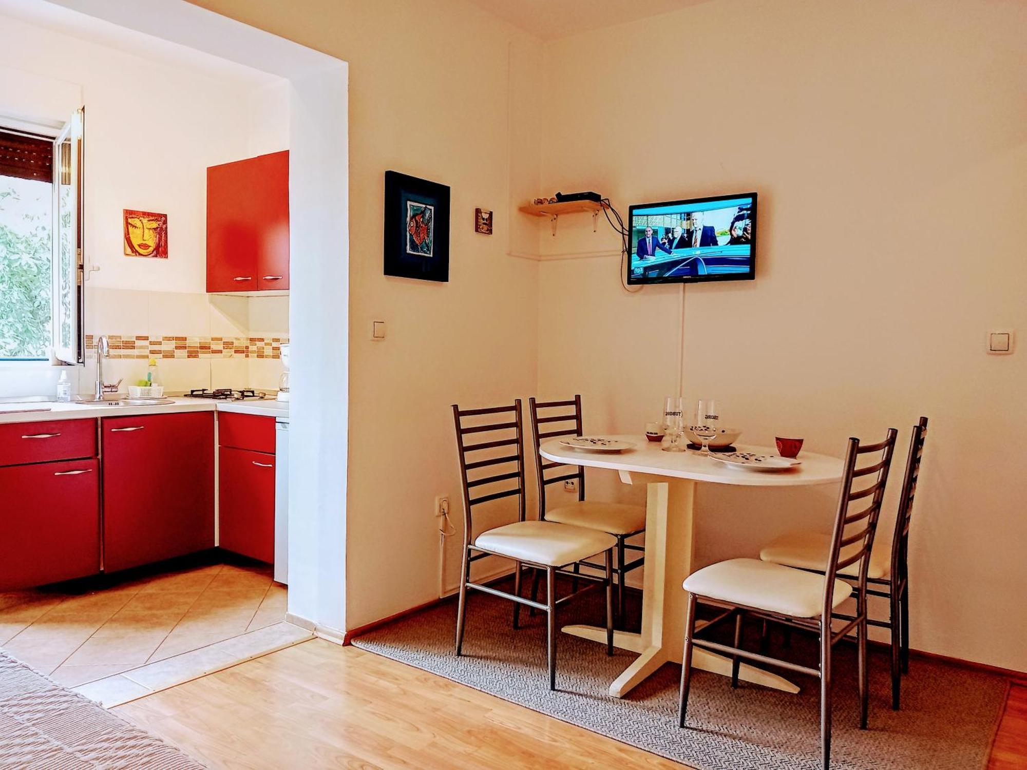 Apartments And Room Markovic Rovinjsko Selo Exterior photo
