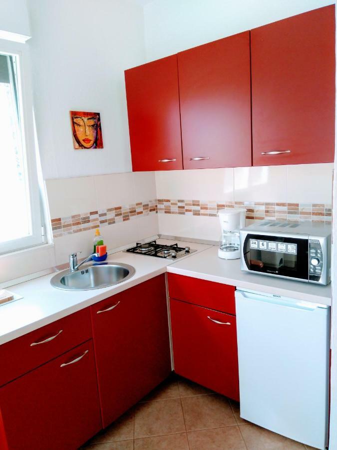 Apartments And Room Markovic Rovinjsko Selo Exterior photo